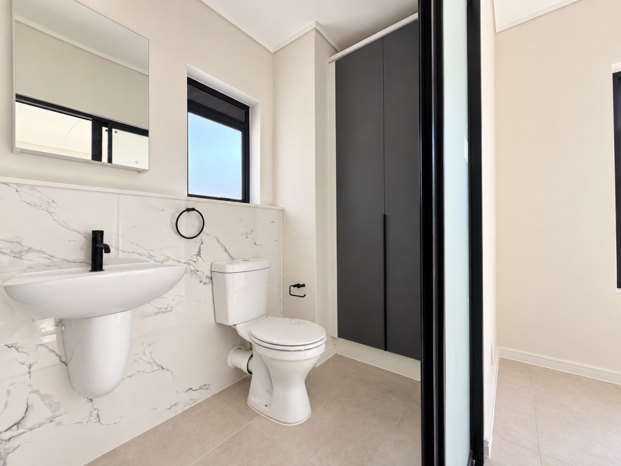 To Let 2 Bedroom Property for Rent in The Huntsman Western Cape